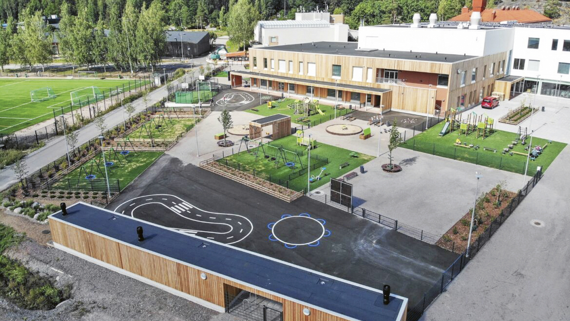 Monikon koulukeskus, Leppävaara, Espoo