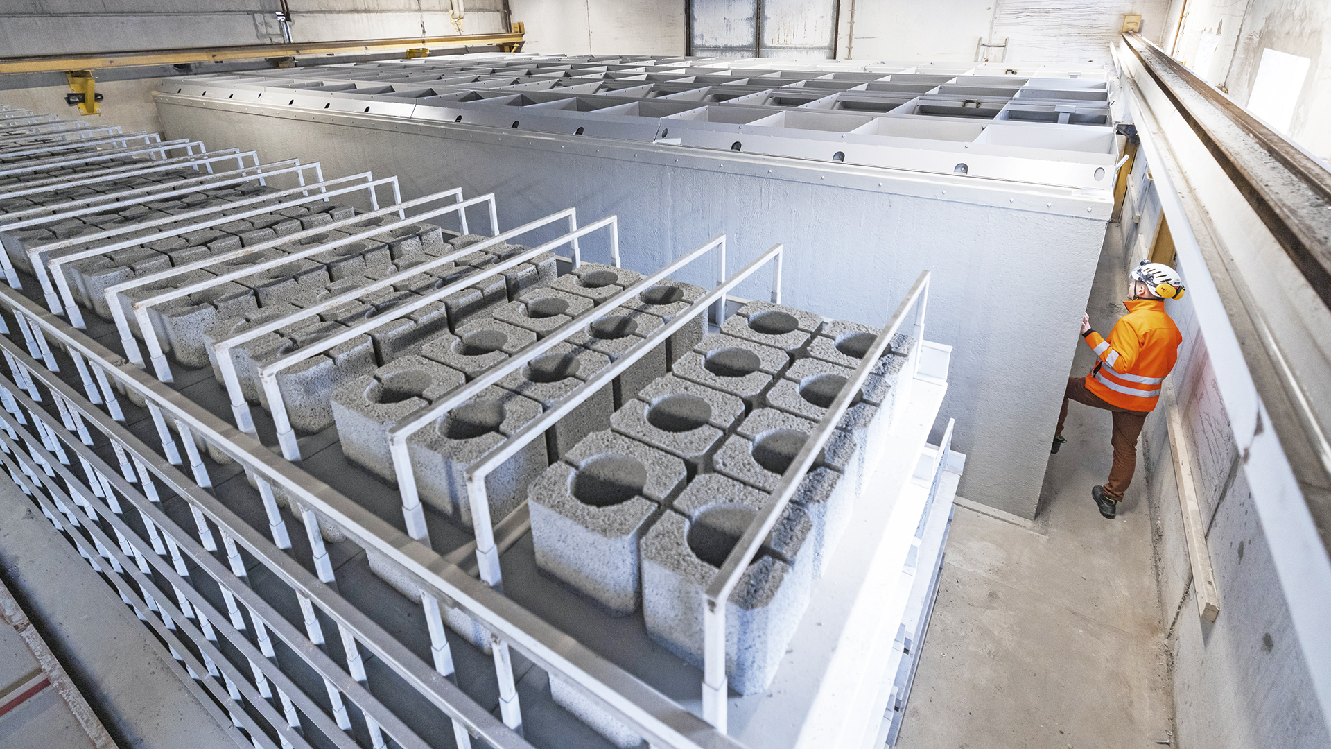 Carbonaide rakentaa Hollolassa maailman ensimmäistä hiilinegatiivisen betonin teollista pilot-tuotantolinjastoa