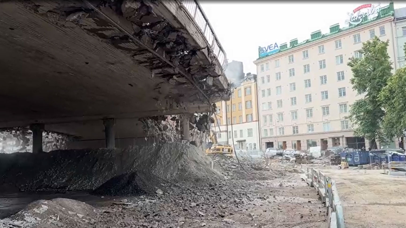 Tältä näyttää, kun Hakaniemen silta häviää Helsingissä – sillan rakentajat tekivät virheen, ja nyt se pitää purkaa