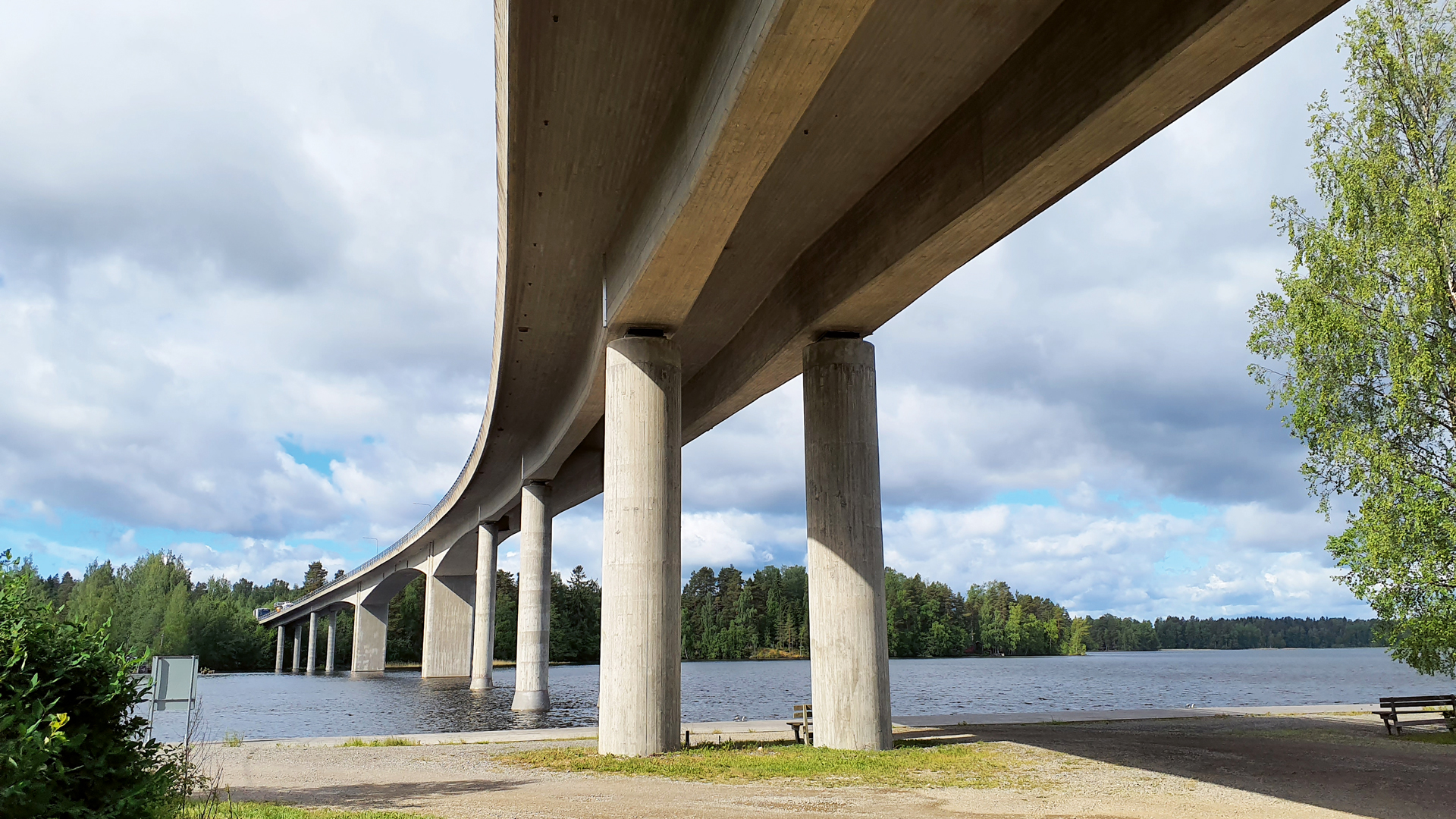 Jälkijännitetyn palkin leikkauskestävyys