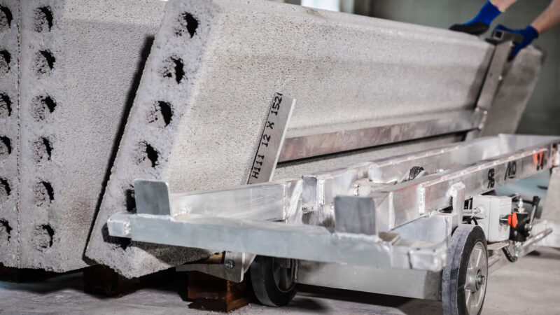 Rakennusbetoni- ja Elementti siirtyi AKOwall-elementtien tuotannossa ympäristöystävällisempään ratkaisuun – 50% kevennysmateriaalista korvataan vaahtolasimurskeella