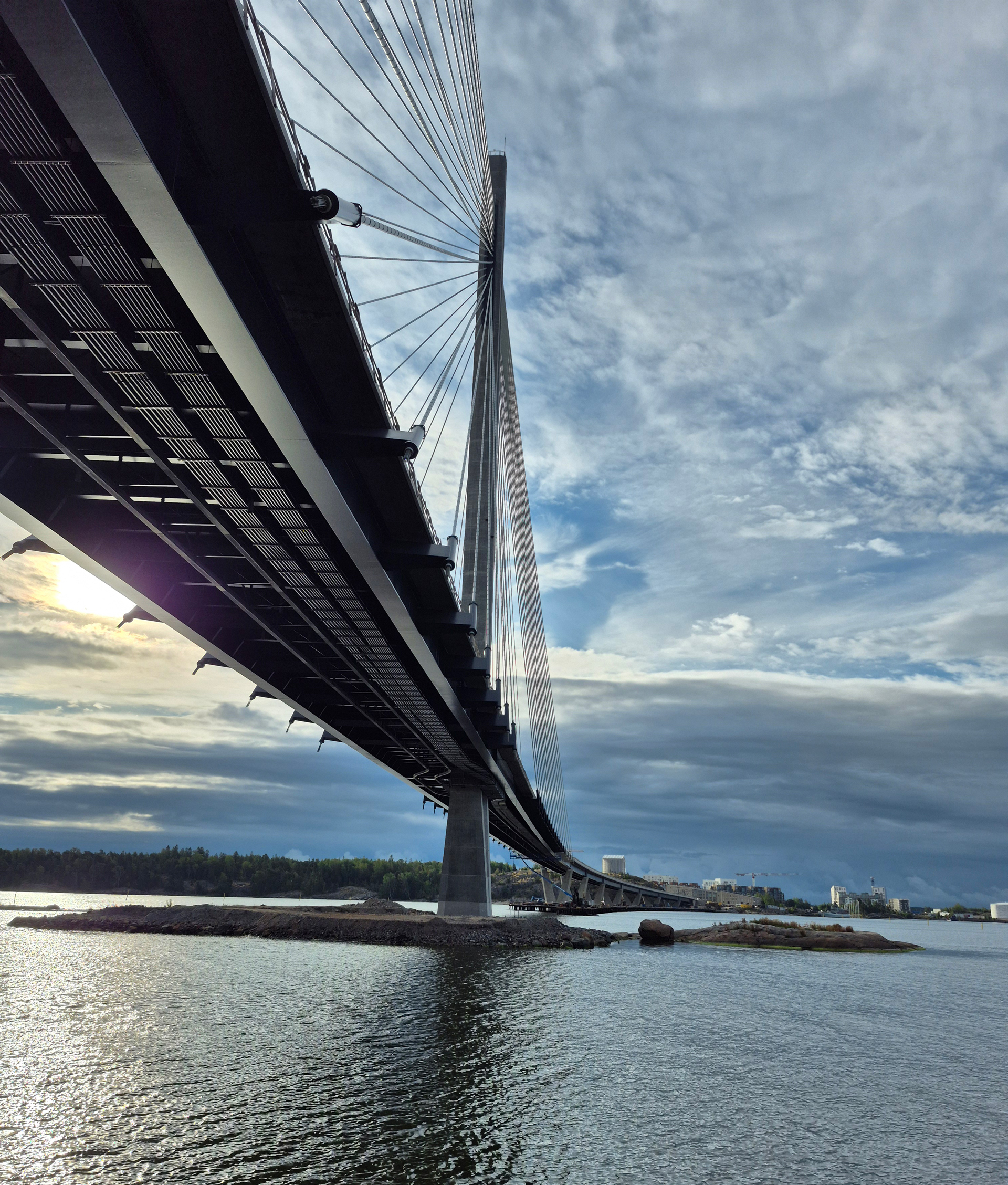 Kruunuvuorensilta elokuussa 2025. Kuva: Jussi Laamanen