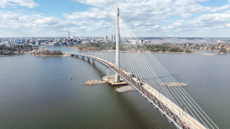 Kruunuvuorensilta avattiin 18.4.2026