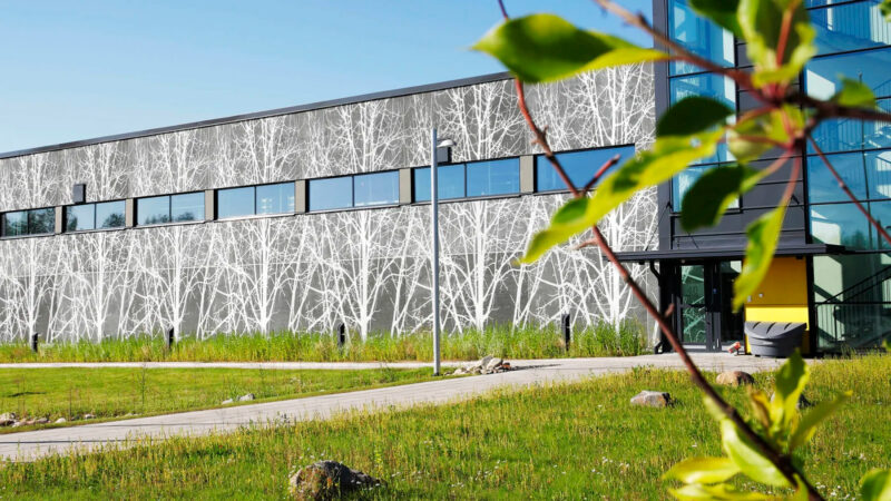 Nopeat lähdöt ratkaisevat datakeskusten rakentamisessa