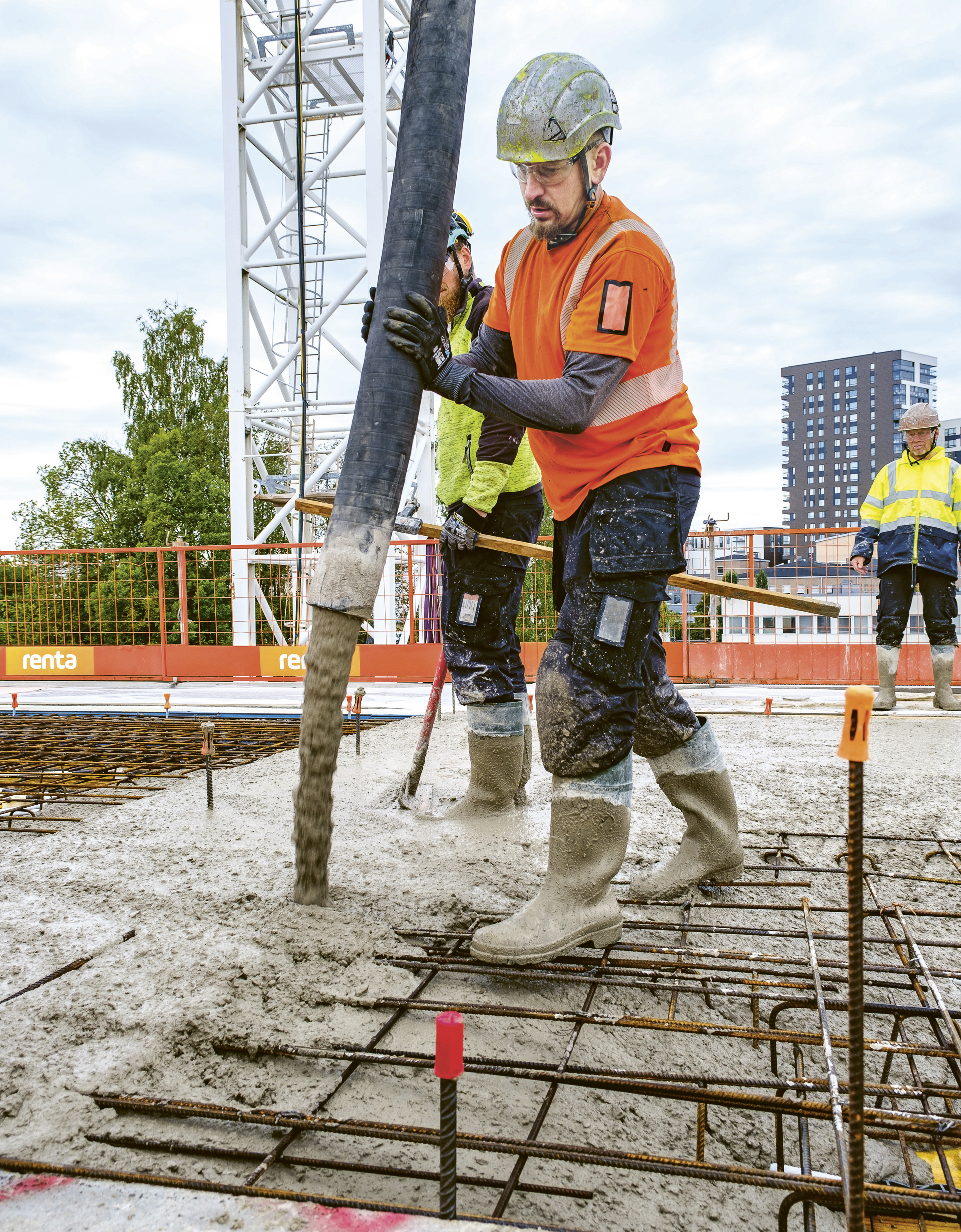 Loikka-hanke: Kiihdyttimien vaikutus vähähiilisten betonien lujuudenkehitykseen kuva #0