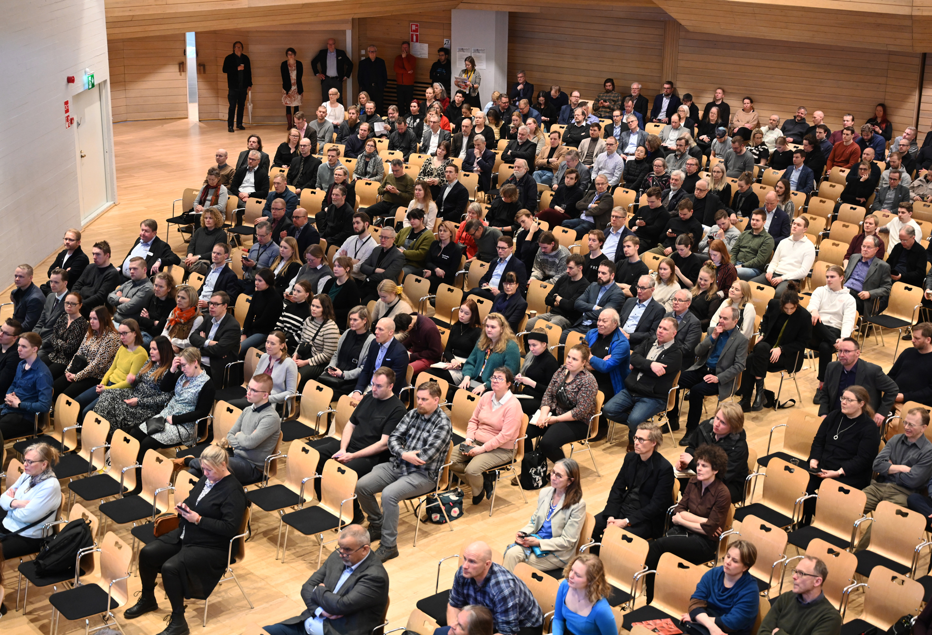 Seminaarisalin yleisöä. Kuva: Tero Pajukallio
