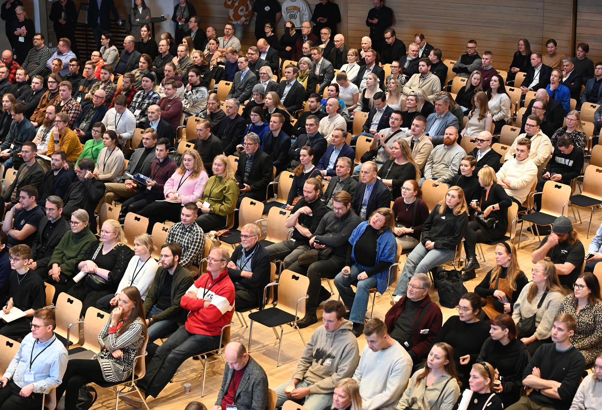 Seminaarisalin yleisöä. Kuva: Tero Pajukallio